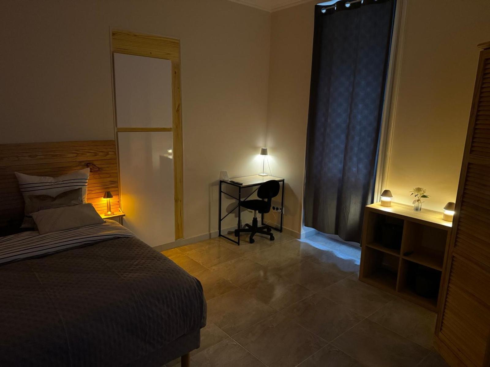 Appartement Luxe カンペール エクステリア 写真